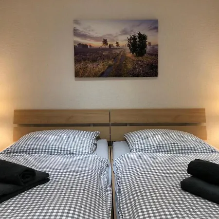 Heidhof شقة